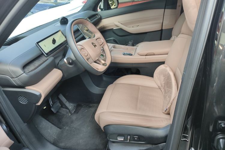 Used Nio ES6 2023 75 kWh Left Front Seat