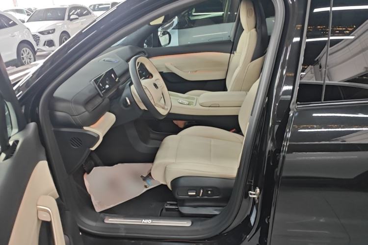 Used Nio ES6 2023 75 kWh Left Front Seat