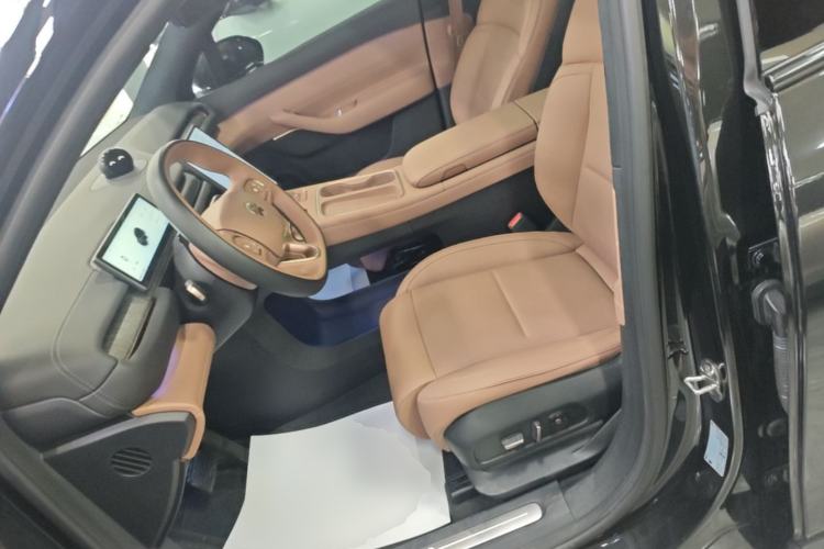 Used Nio ES6 2023 75 kWh Left Front Seat