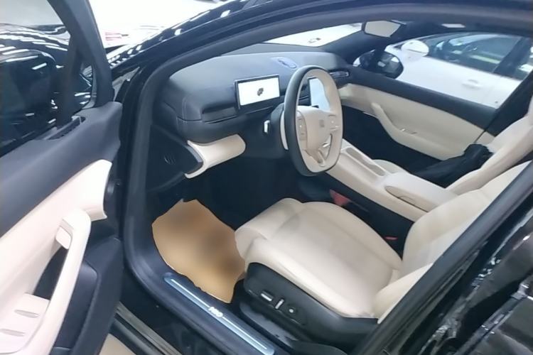 Used Nio ES6 2023 75 kWh Left Front Seat