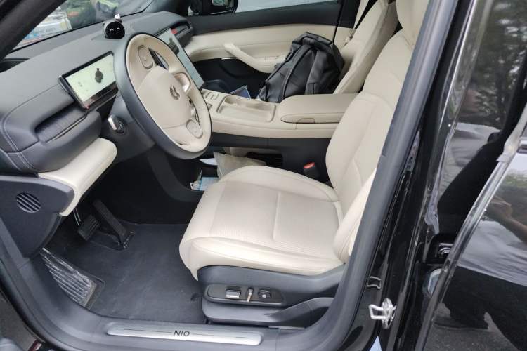 Used Nio ES6 2023 75 kWh Left Front Seat
