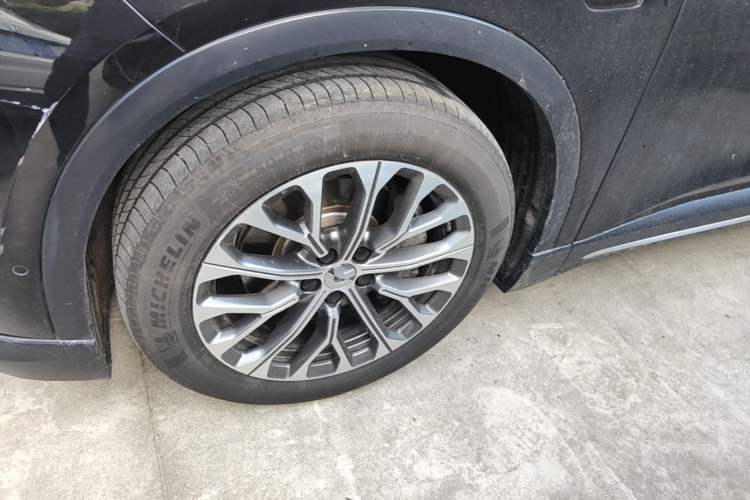 Used Nio ES6 2023 75 kWh Left Front Wheel Hub