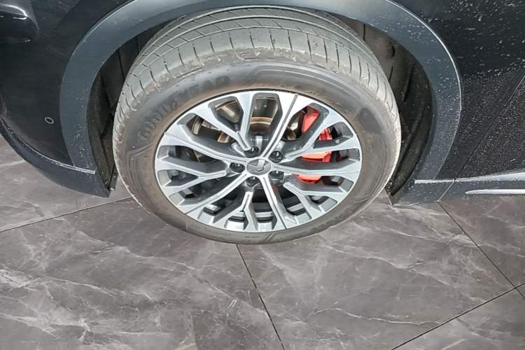 Used Nio ES6 2023 75 kWh Left Front Wheel Hub