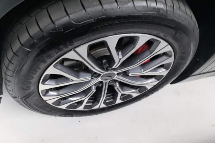 Used Nio ES6 2023 75 kWh Left Front Wheel Hub