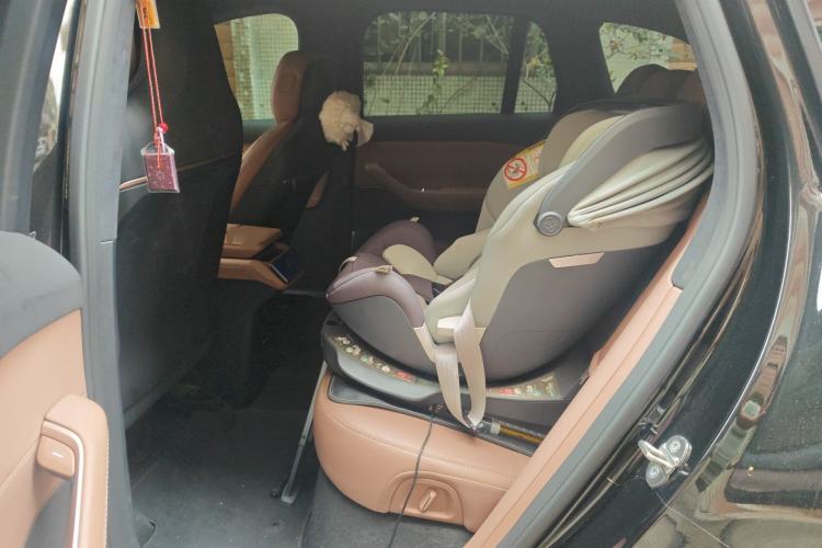 Used Nio ES6 2023 75 kWh Left Rear Seat