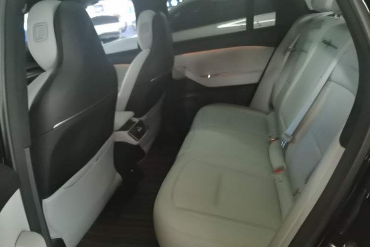 Used Nio ES6 2023 75 kWh Left Rear Seat