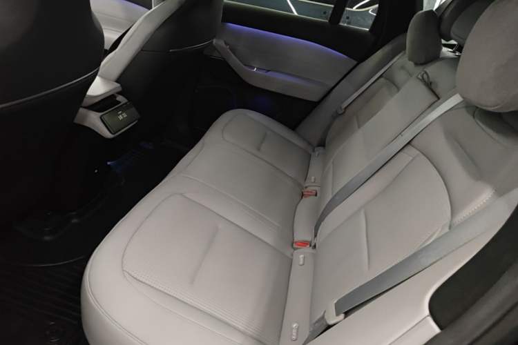Used Nio ES6 2023 75 kWh Left Rear Seat
