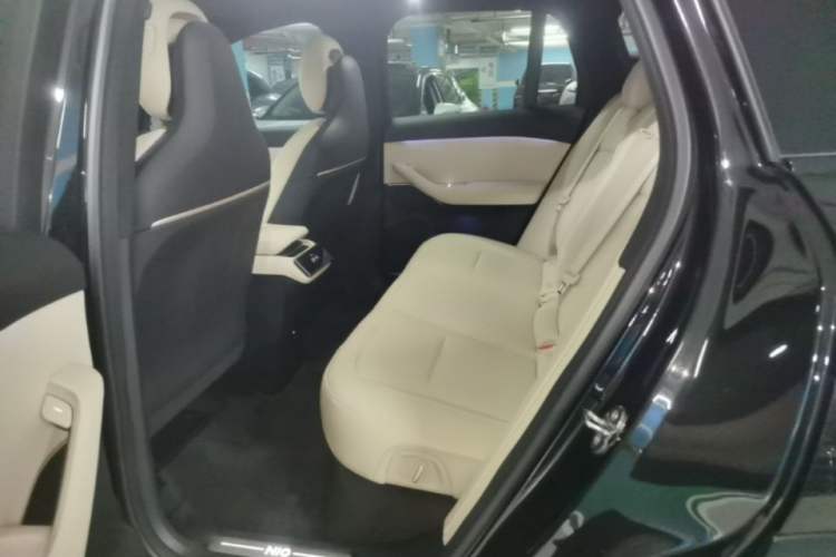 Used Nio ES6 2023 75 kWh Left Rear Seat