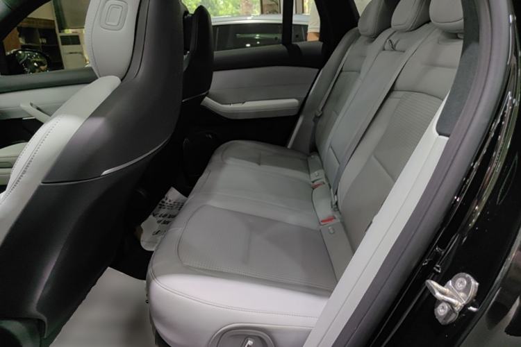 Used Nio ES6 2023 75 kWh Left Rear Seat
