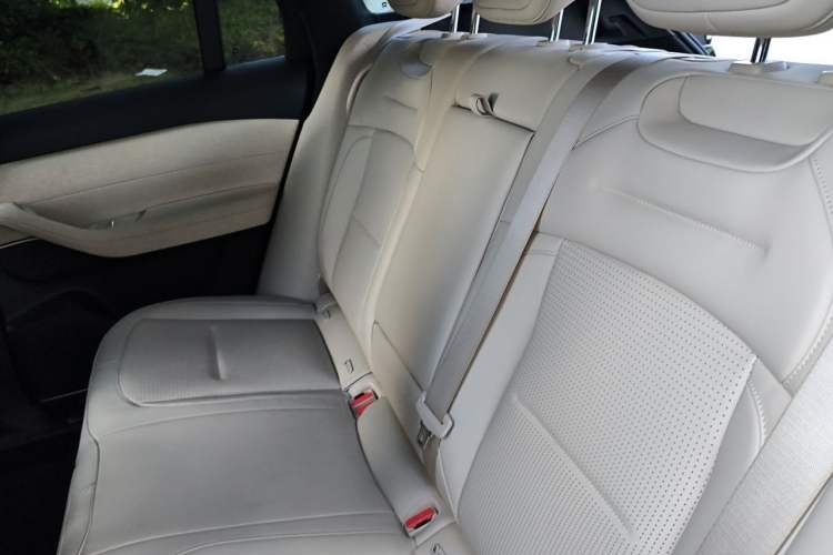 Used Nio ES6 2023 75 kWh Left Rear Seat