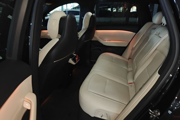 Used Nio ES6 2023 75 kWh Left Rear Seat