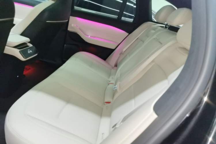 Used Nio ES6 2023 75 kWh Left Rear Seat