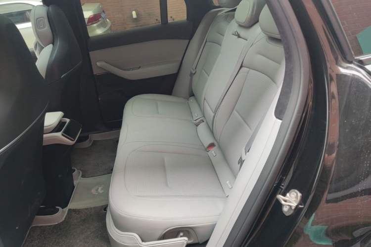 Used Nio ES6 2023 75 kWh Left Rear Seat