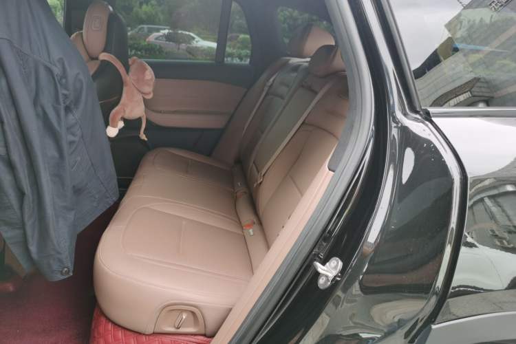 Used Nio ES6 2023 75 kWh Left Rear Seat