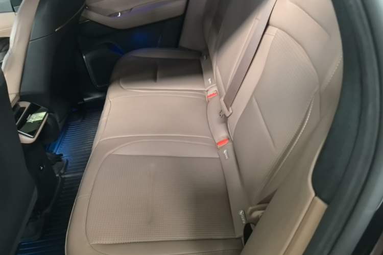 Used Nio ES6 2023 75 kWh Left Rear Seat