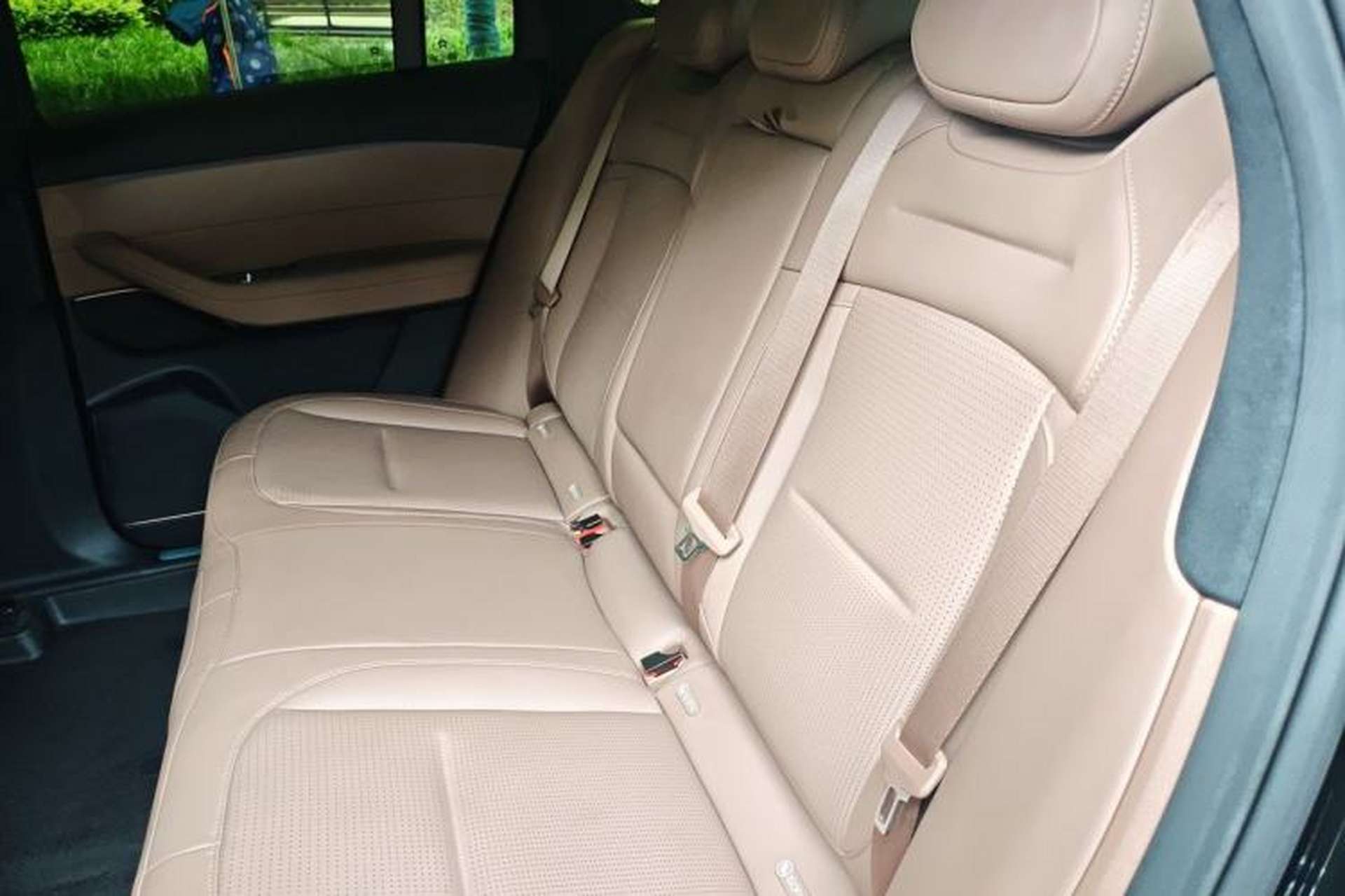 Used Nio ES6 2023 75 kWh Left Rear Seat