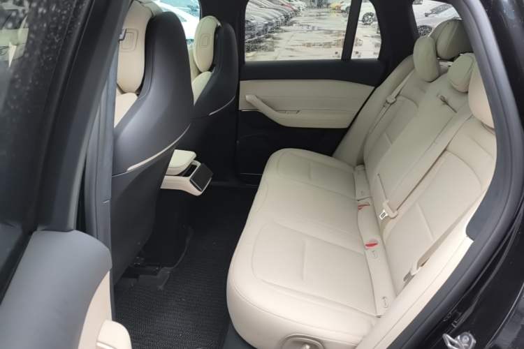 Used Nio ES6 2023 75 kWh Left Rear Seat