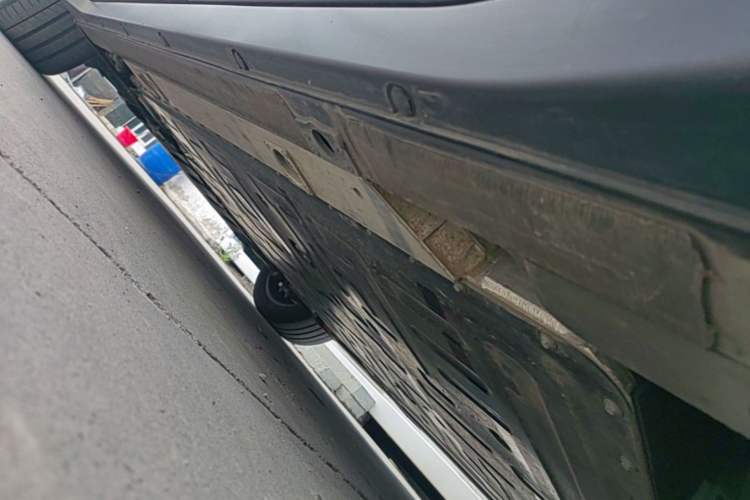 Used Nio ES6 2023 100kWh Left Side Sill