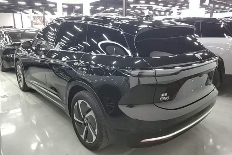 Used Nio ES6 2023 75 kWh Rear Left 45 Deg