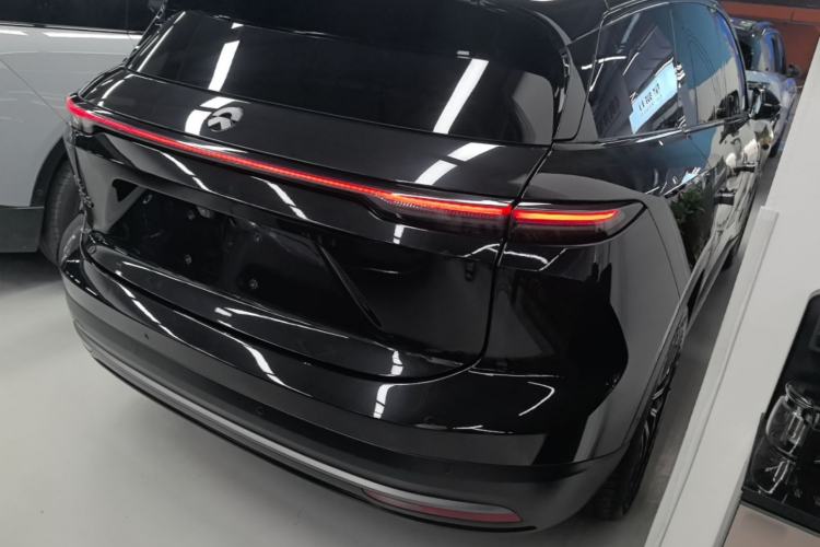 Used Nio ES6 2023 75 kWh Rear Right 45 Deg