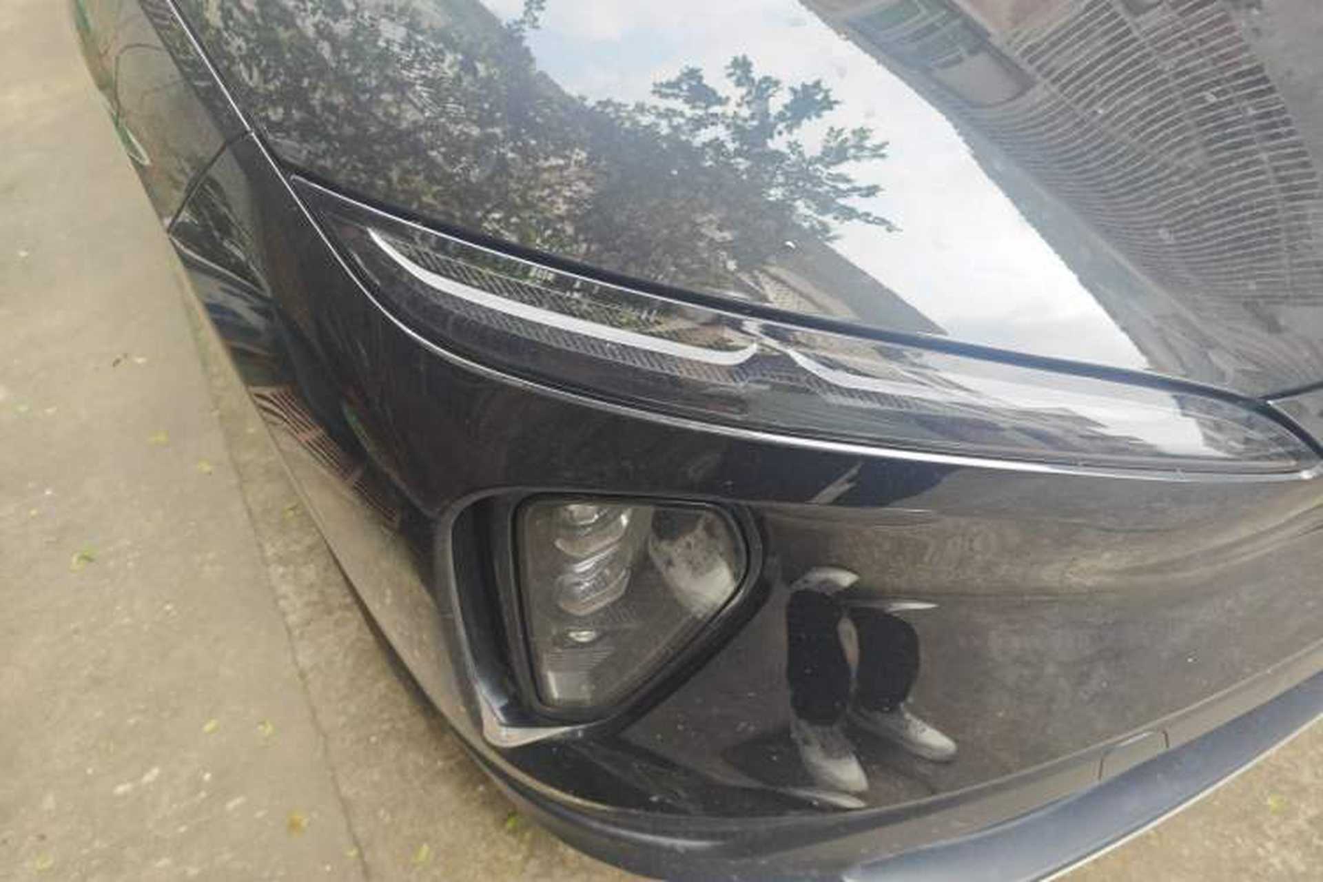 Used Nio ES6 2023 75 kWh Right Front Headlight
