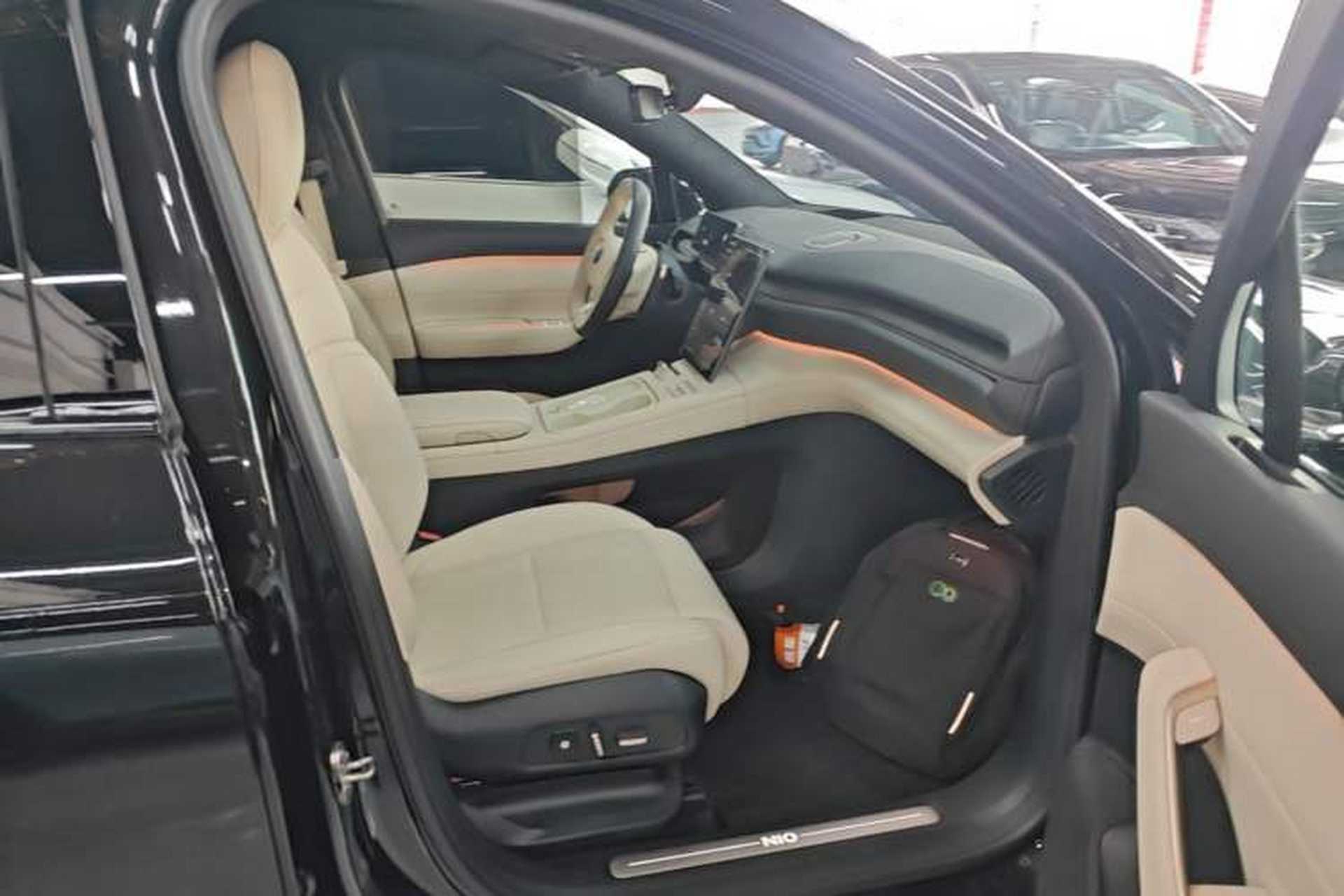 Used Nio ES6 2023 75 kWh Right Front Seat
