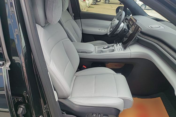 Used Nio ES6 2023 100kWh Right Front Seat
