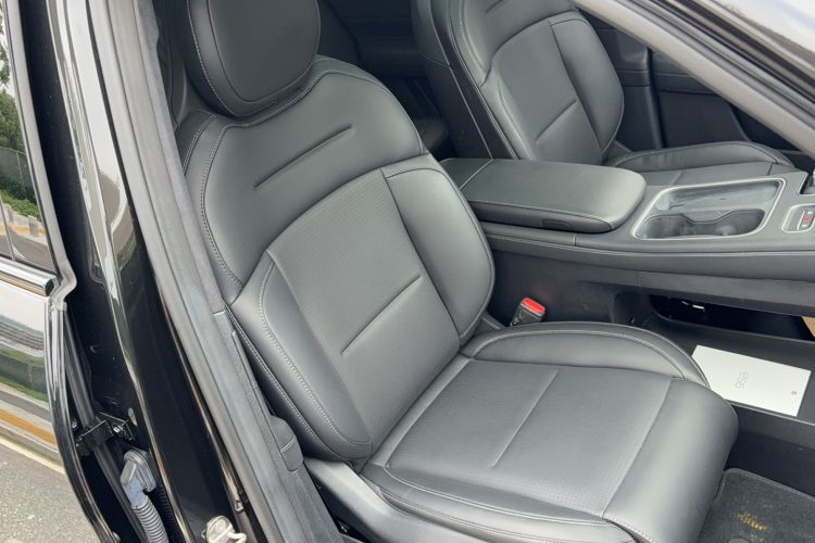 Used Nio ES6 2023 75 kWh Right Front Seat