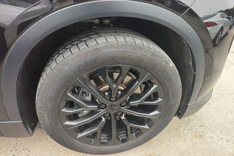 Used Nio ES6 2023 75 kWh Right Front Wheel Hub