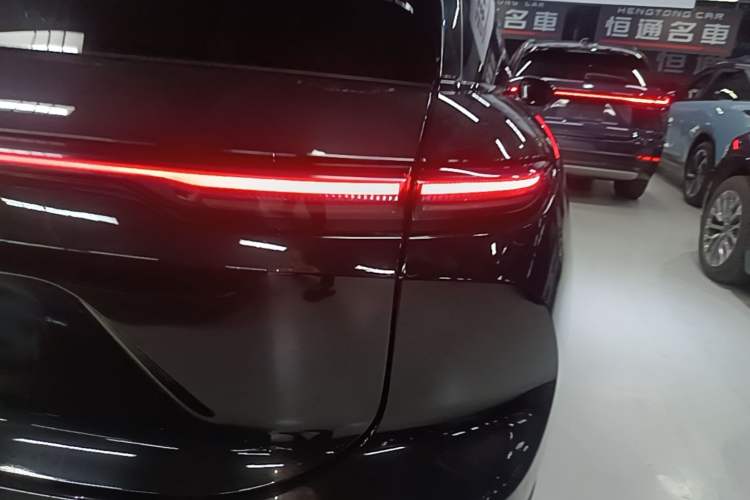 Used Nio ES6 2023 75 kWh Right Rear Taillight