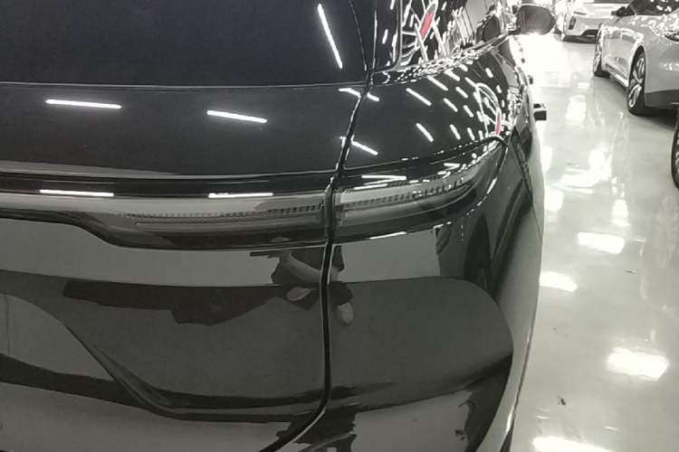 Used Nio ES6 2023 75 kWh Right Rear Taillight