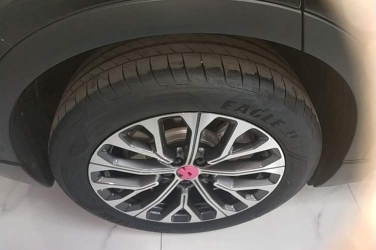 Used Nio ES6 2023 75 kWh Right Rear Wheel Hub
