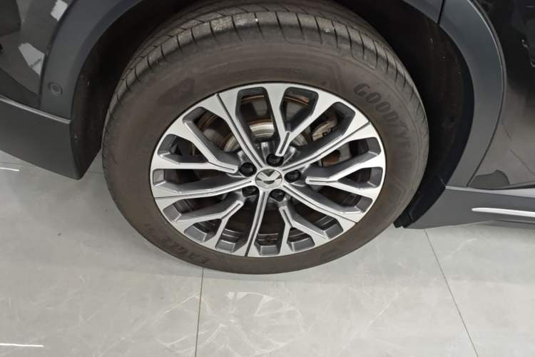Used Nio ES6 2023 75 kWh Right Rear Wheel Hub