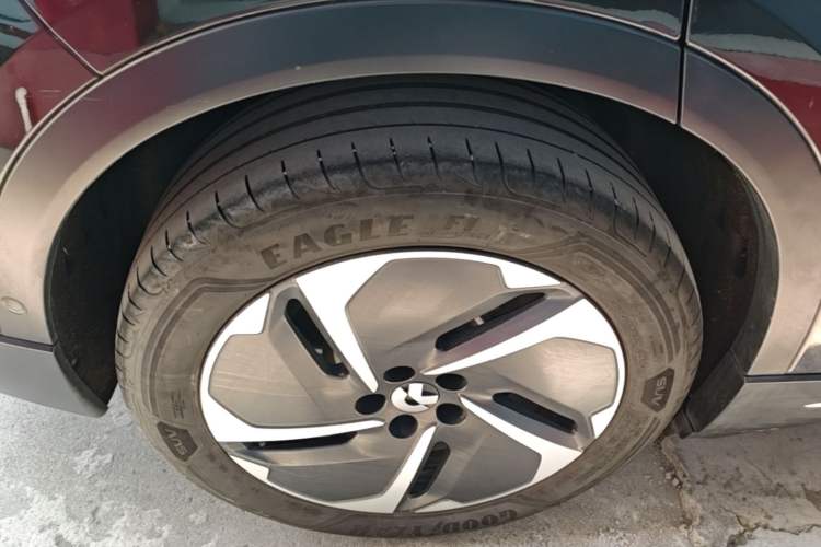Used Nio ES6 2023 75 kWh Right Rear Wheel Hub
