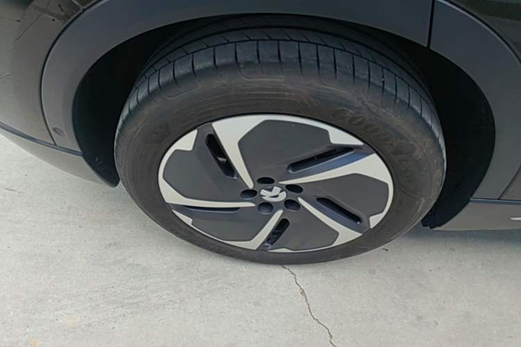 Used Nio ES6 2023 100kWh Right Rear Wheel Hub