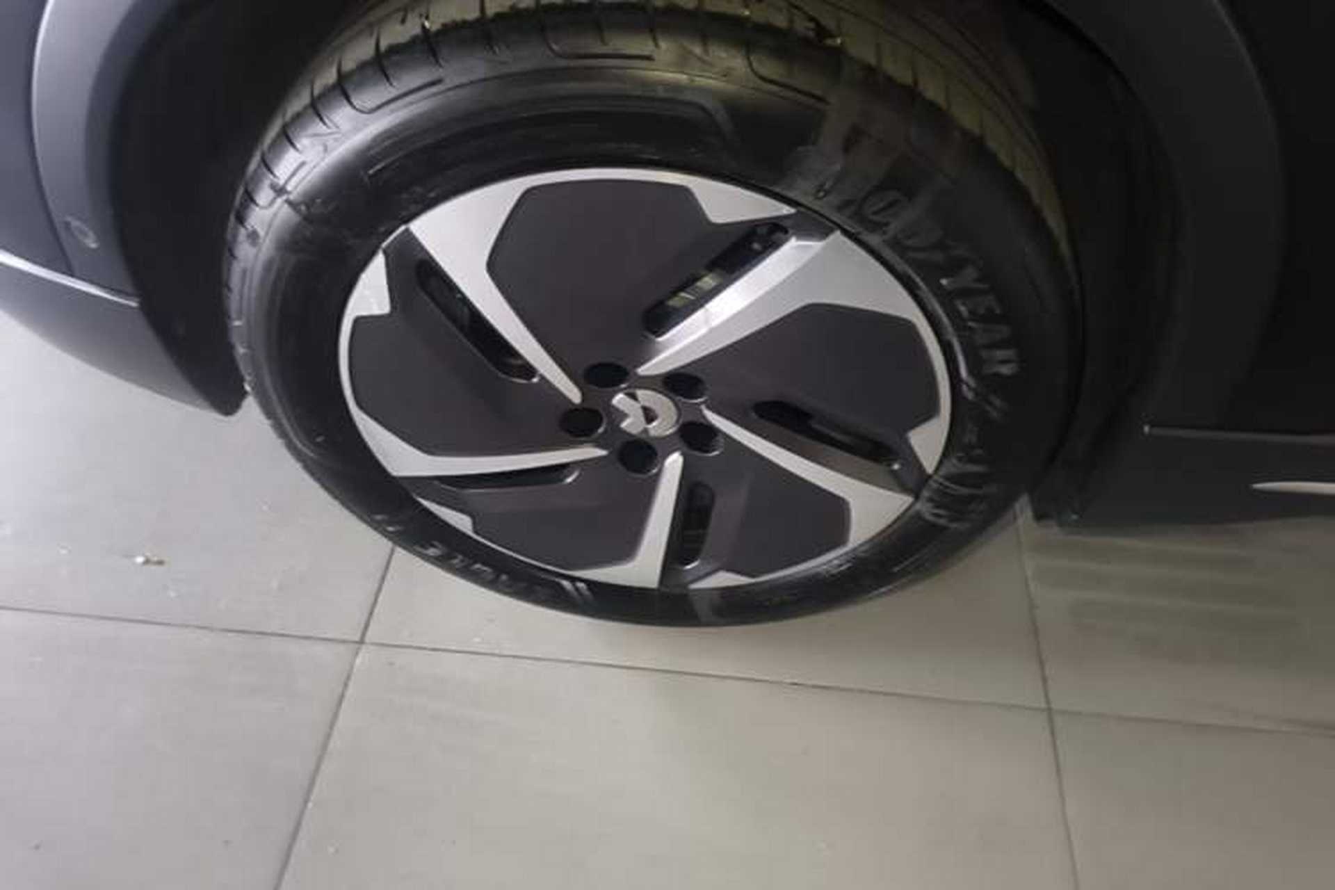Used Nio ES6 2023 75 kWh Right Rear Wheel Hub