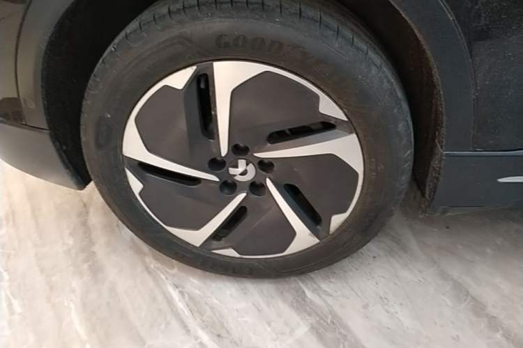 Used Nio ES6 2023 100kWh Right Rear Wheel Hub