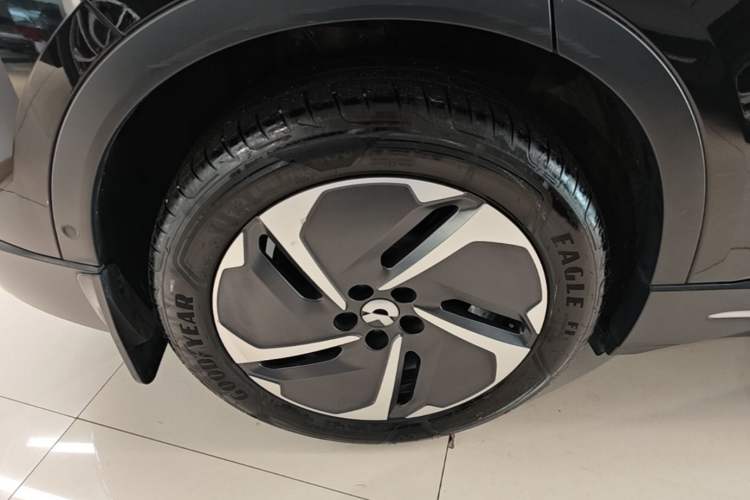 Used Nio ES6 2023 75 kWh Right Rear Wheel Hub
