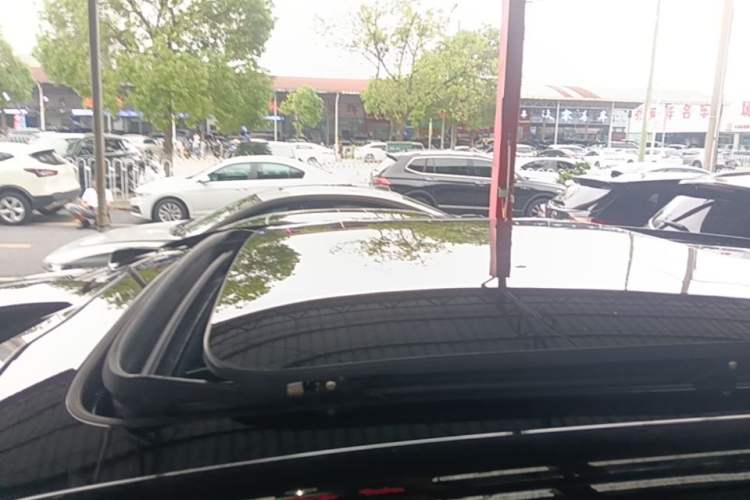 Used Nio ES6 2023 75 kWh Roof