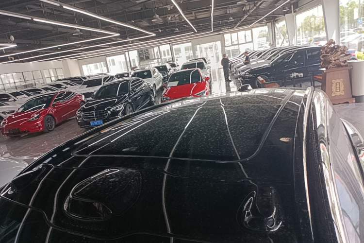 Used Nio ES6 2023 75 kWh Roof