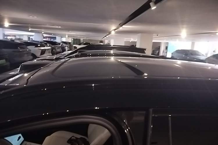 Used Nio ES6 2023 75 kWh Roof
