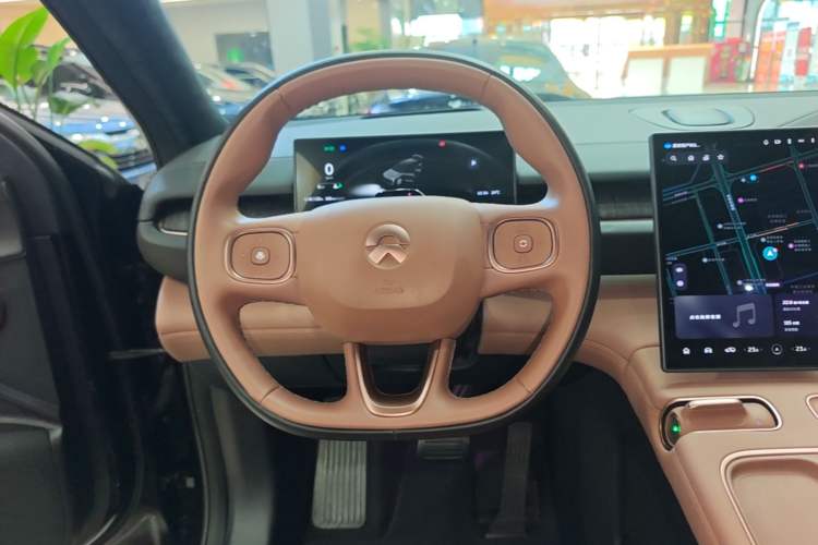 Used Nio ES6 2023 75 kWh Steering Wheel