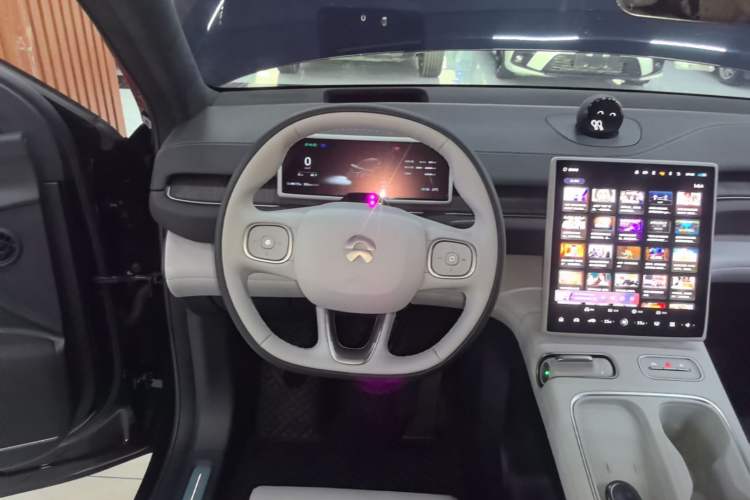 Used Nio ES6 2023 100kWh Steering Wheel