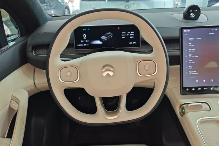 Used Nio ES6 2023 75 kWh Steering Wheel