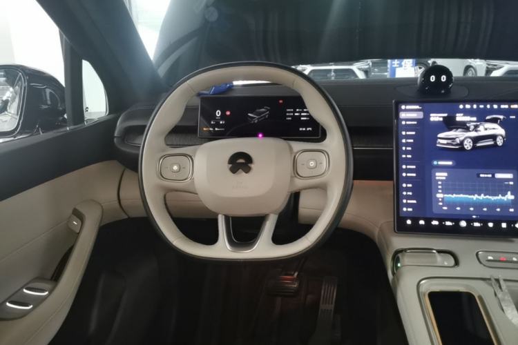 Used Nio ES6 2023 75 kWh Steering Wheel