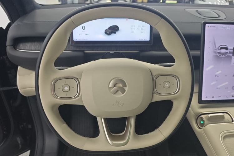 Used Nio ES6 2023 75 kWh Steering Wheel