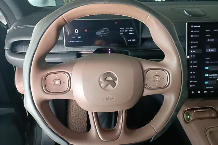 Used Nio ES6 2023 75 kWh Steering Wheel