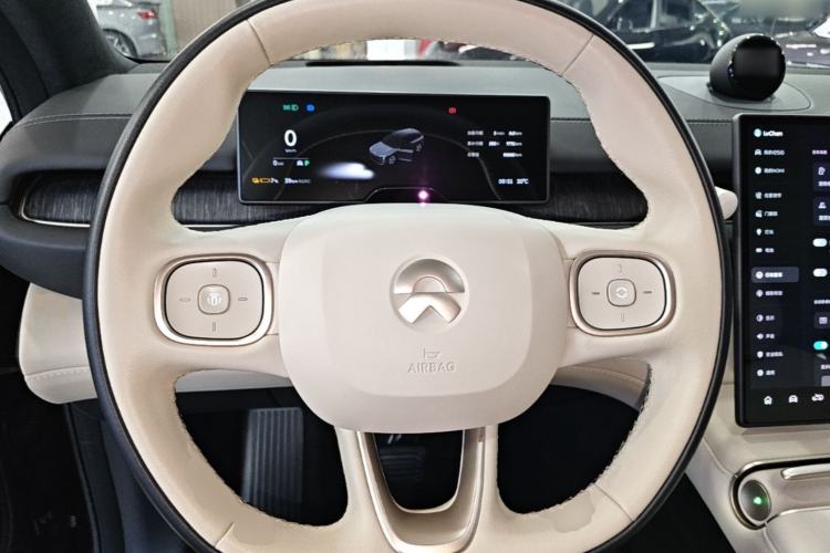 Used Nio ES6 2023 75 kWh Steering Wheel