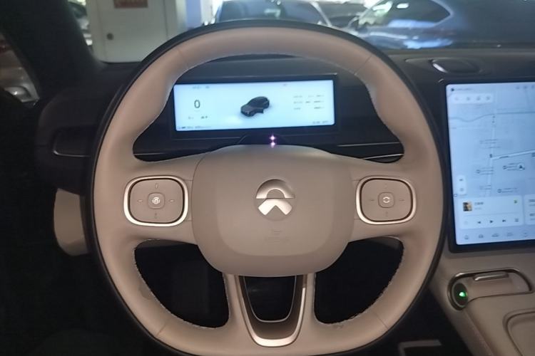 Used Nio ES6 2023 75 kWh Steering Wheel