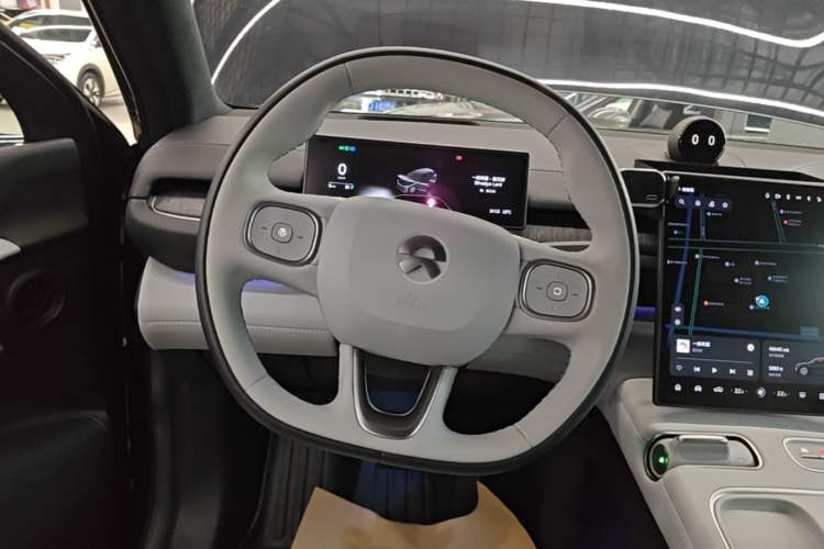 Used Nio ES6 2023 75 kWh Steering Wheel